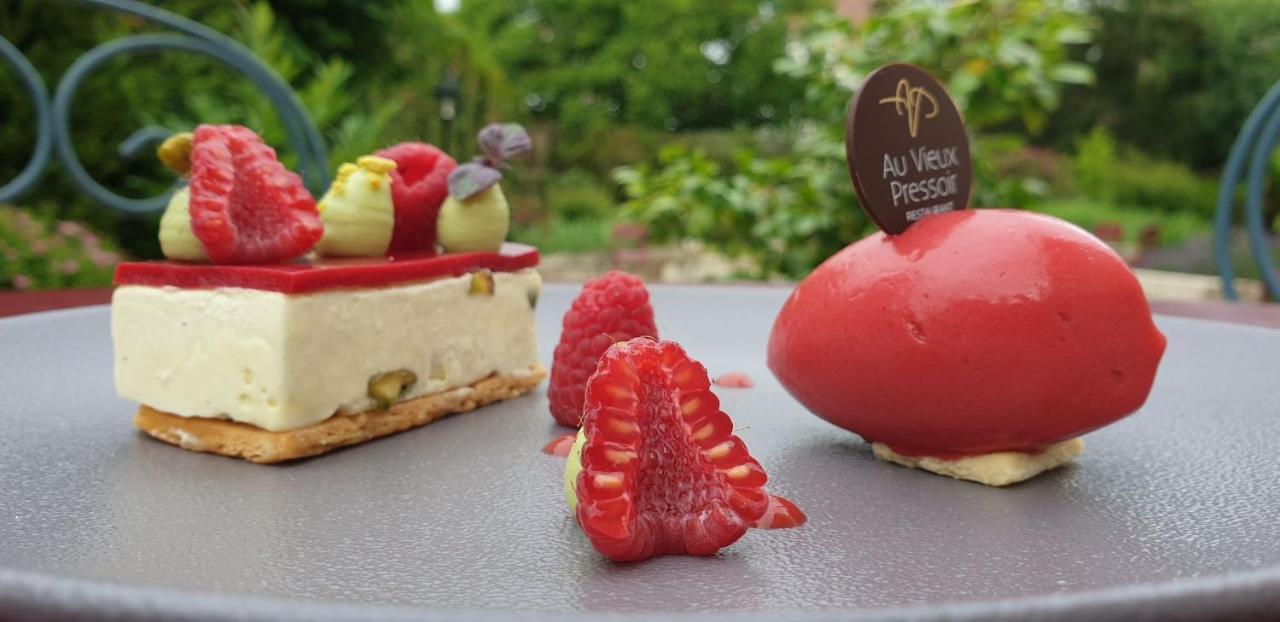 Auberge Du Lac, Sure Hotel Collection By Best Western Mesnil-Saint-Père المظهر الخارجي الصورة