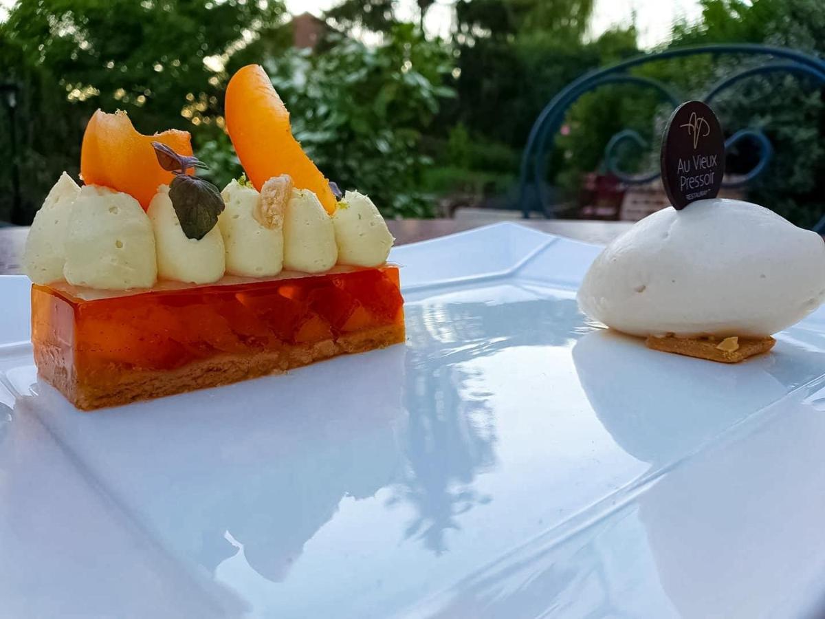 Auberge Du Lac, Sure Hotel Collection By Best Western Mesnil-Saint-Père المظهر الخارجي الصورة
