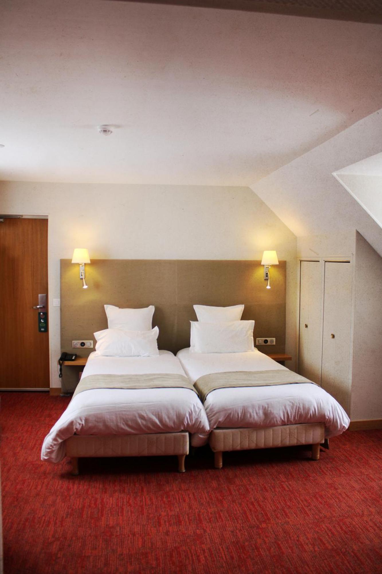 Auberge Du Lac, Sure Hotel Collection By Best Western Mesnil-Saint-Père المظهر الخارجي الصورة