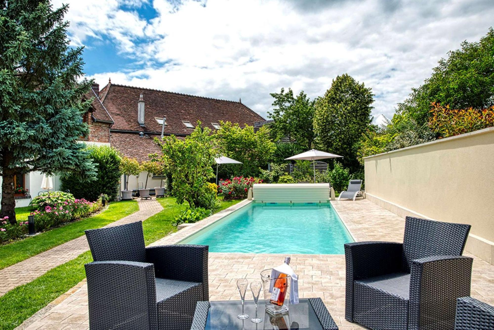 Auberge Du Lac, Sure Hotel Collection By Best Western Mesnil-Saint-Père المظهر الخارجي الصورة