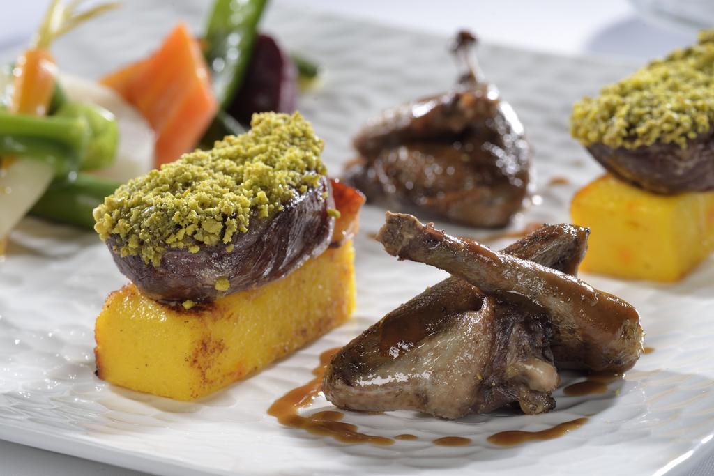 Auberge Du Lac, Sure Hotel Collection By Best Western Mesnil-Saint-Père المظهر الخارجي الصورة